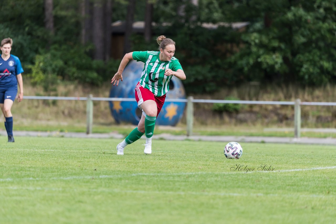 Bild 247 - F SV Boostedt - SV Fortuna St. Juergen : Ergebnis: 2:1